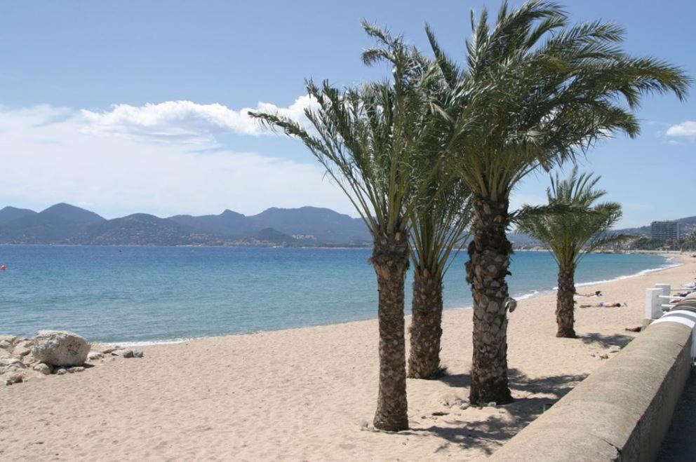 Magnifique Gite de la Garoupe au Cap d'Antibes à 300m des plages Extérieur photo